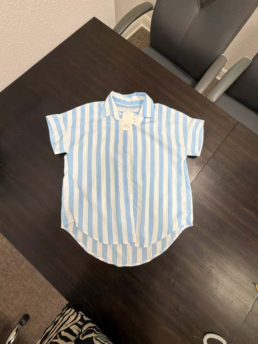 Rosa Clothing Women's Blue and White Striped Short Sleeve Button-Down Shirt